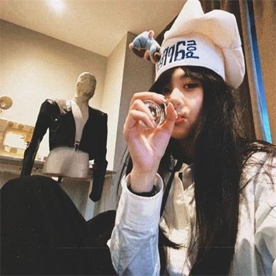我们开始当空服员